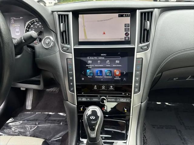 2022 INFINITI Q60 LUXE AWD