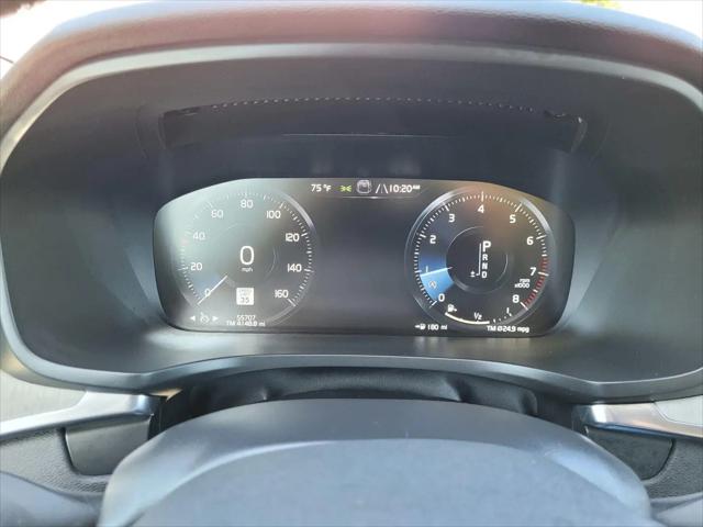 2021 Volvo V60 Cross Country T5