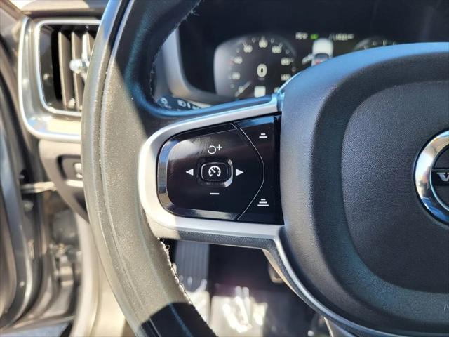 2021 Volvo V60 Cross Country T5