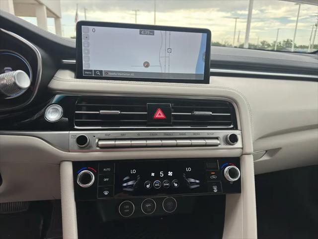2025 Genesis G70 2.5T RWD