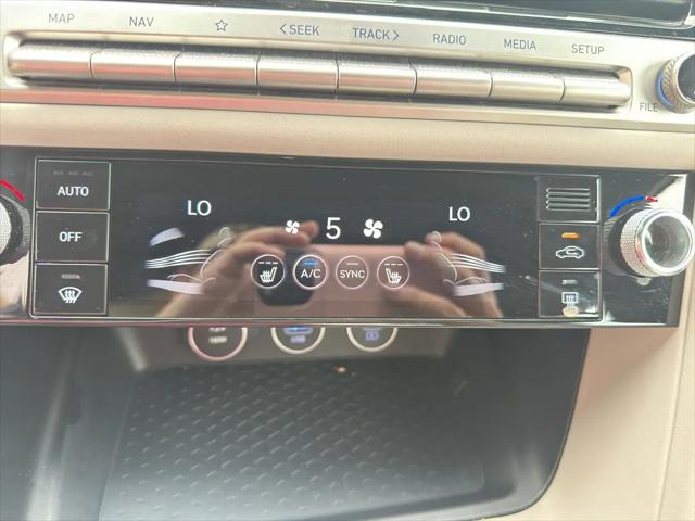 2025 Genesis G70 2.5T RWD
