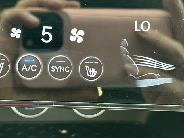 2025 Genesis G70 2.5T RWD