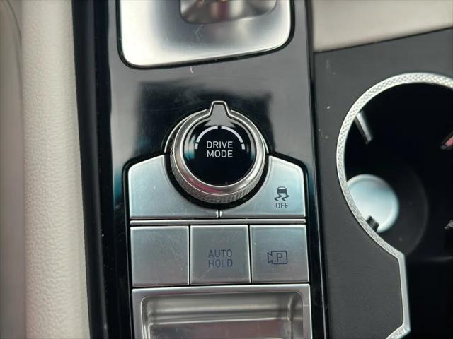 2025 Genesis G70 2.5T RWD