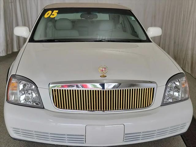 2005 Cadillac DeVille Livery
