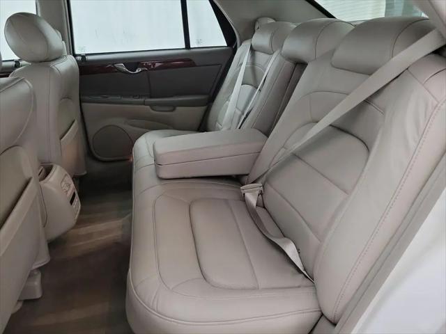 2005 Cadillac DeVille Livery