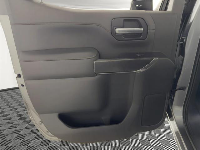 2022 GMC Sierra 1500 Limited 4WD Crew Cab Short Box AT4