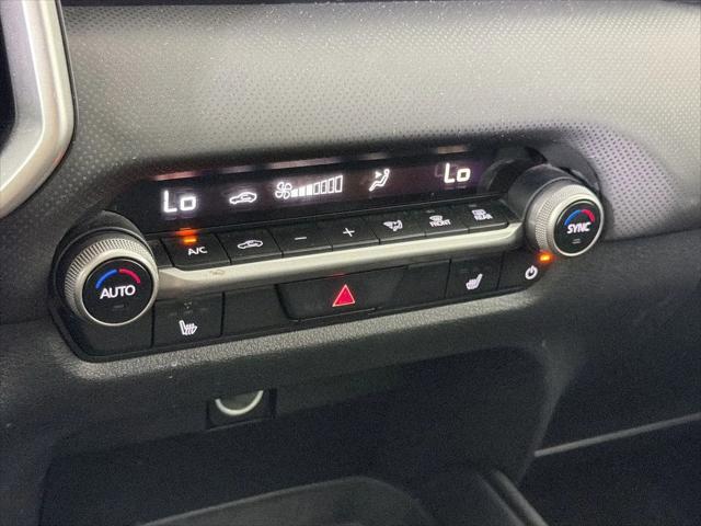 2025 Mazda CX-50 2.5 S Preferred Package