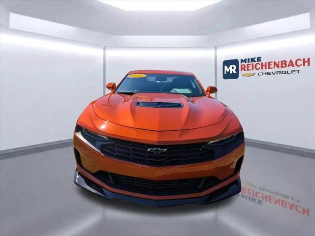 2022 Chevrolet Camaro RWD Coupe LT1