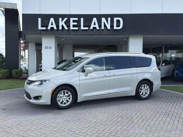 2020 Chrysler Pacifica Touring L