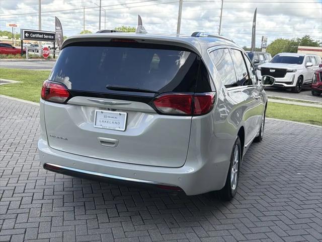 2020 Chrysler Pacifica Touring L