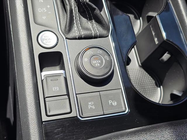 2023 Volkswagen Atlas 3.6L V6 SEL Premium R-Line