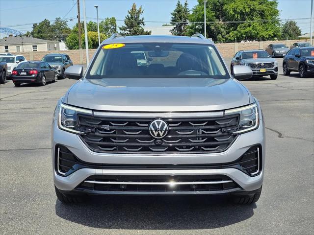 2025 Volkswagen Atlas 2.0T SEL Premium R-Line