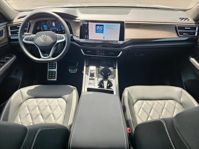 2025 Volkswagen Atlas 2.0T SEL Premium R-Line