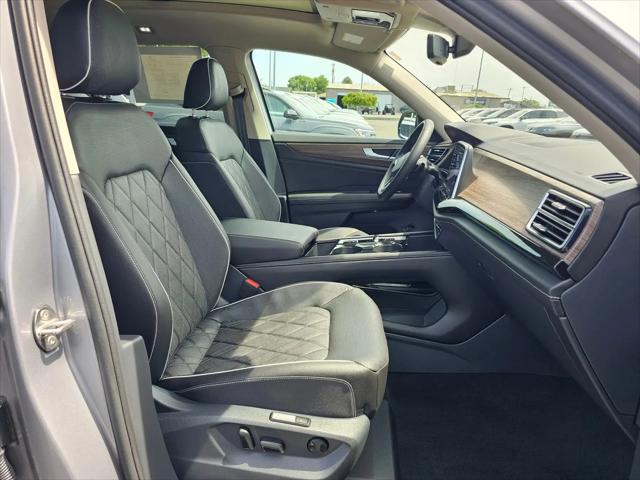 2025 Volkswagen Atlas 2.0T SEL Premium R-Line