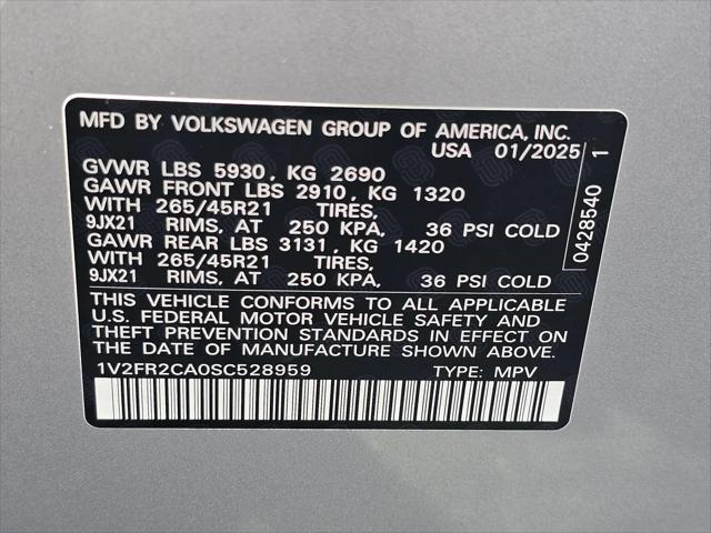 2025 Volkswagen Atlas 2.0T SEL Premium R-Line
