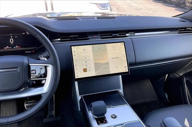 2026 Land Rover Range Rover P400 SE 7 Seat