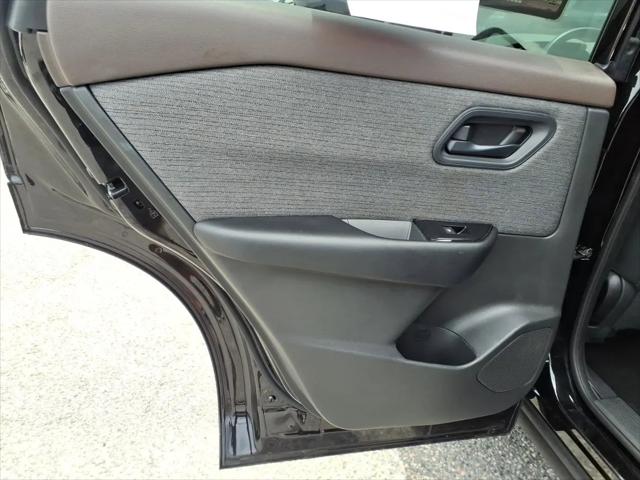 2023 Nissan Rogue S FWD
