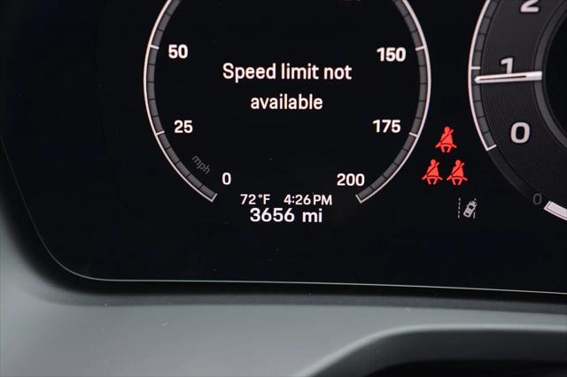 2025 Porsche Panamera 4