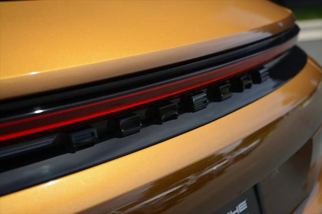 2025 Porsche Panamera 4