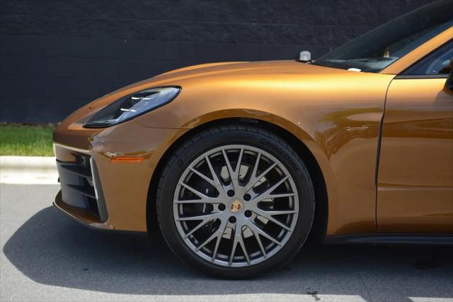 2025 Porsche Panamera 4