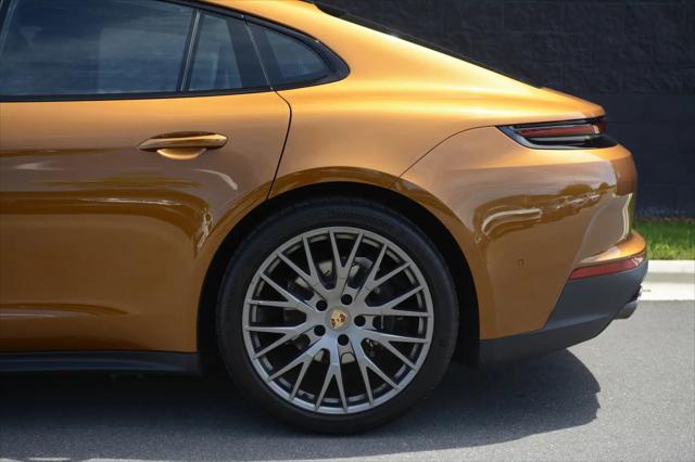 2025 Porsche Panamera 4
