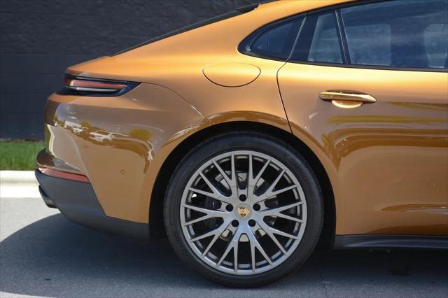 2025 Porsche Panamera 4