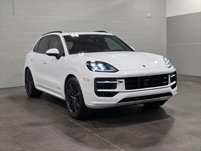 2026 Porsche Cayenne GTS