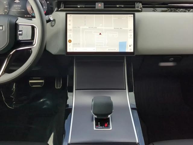 2026 Land Rover Range Rover Velar P250 Dynamic SE