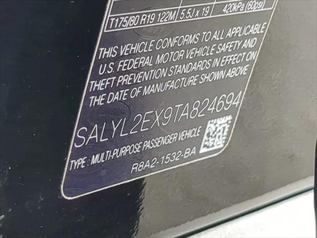 2026 Land Rover Range Rover Velar P250 Dynamic SE