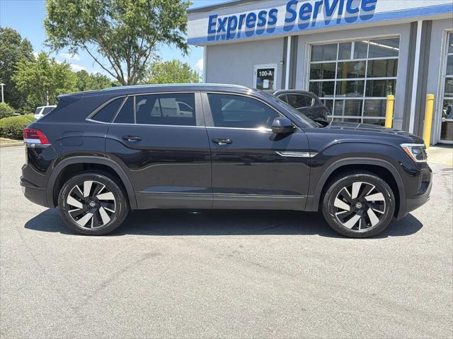 2024 Volkswagen Atlas Cross Sport 2.0T SE w/Technology