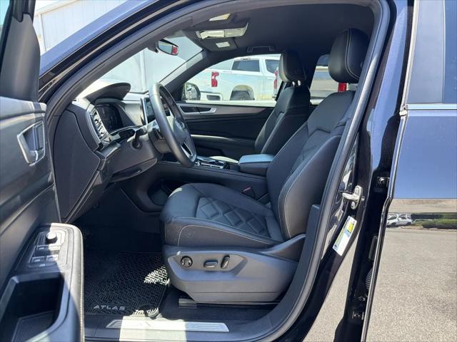 2024 Volkswagen Atlas Cross Sport 2.0T SE w/Technology