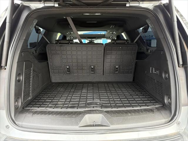 2024 GMC Yukon XL 4WD SLT
