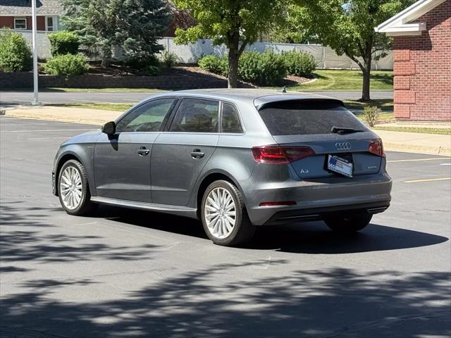 2016 Audi A3 e-tron Premium Plus
