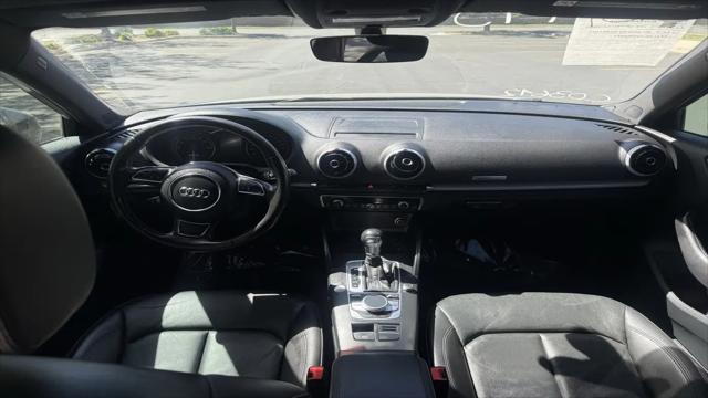 2016 Audi A3 e-tron Premium Plus
