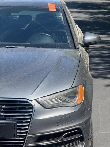 2016 Audi A3 e-tron Premium Plus