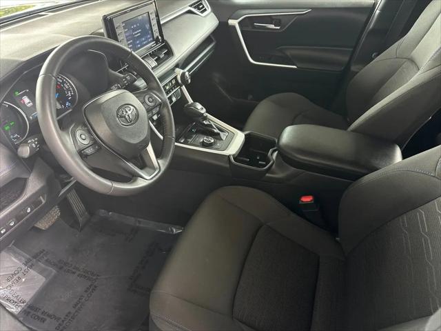 2022 Toyota RAV4 Hybrid SE