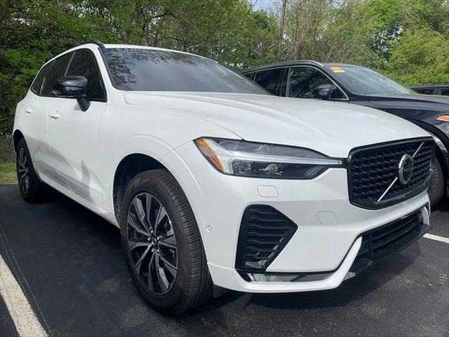 2024 Volvo XC60 B5 Plus Dark Theme