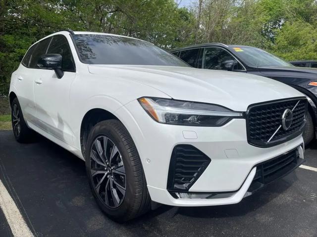 2024 Volvo XC60 B5 Plus Dark Theme