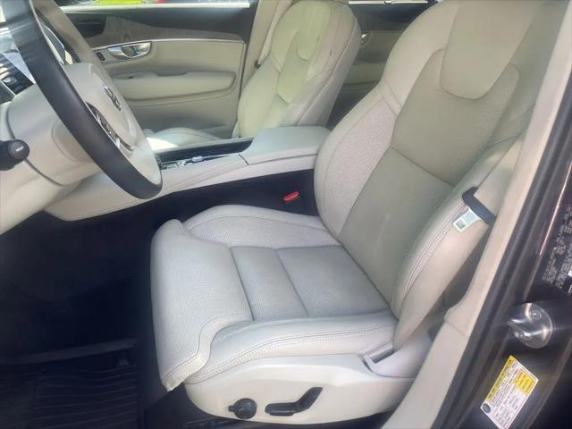 2023 Volvo XC90 Recharge T8 Ultimate 6-Seater