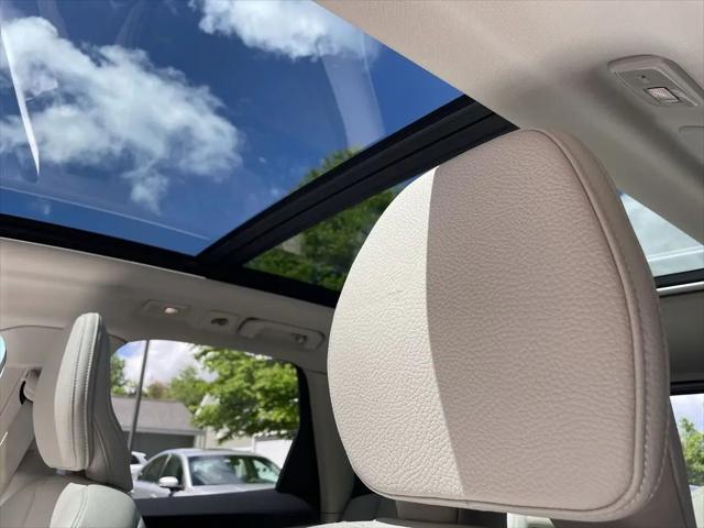 2024 Volvo XC60 B5 Plus Dark Theme