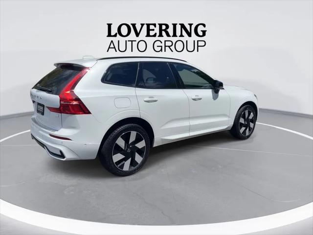 2024 Volvo XC60 Recharge T8 Ultimate Dark Theme