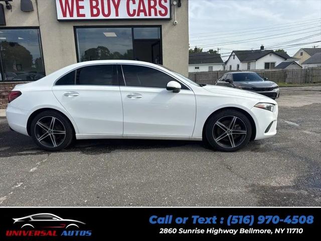 2022 Mercedes-Benz A 220 4MATIC