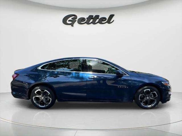 2022 Chevrolet Malibu FWD LT