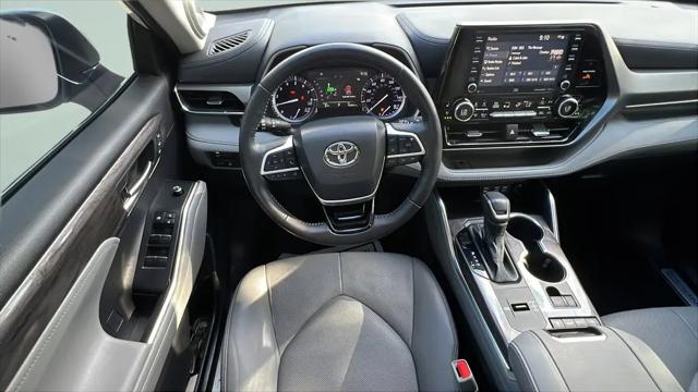 2022 Toyota Highlander Limited
