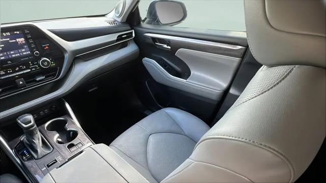 2022 Toyota Highlander Limited