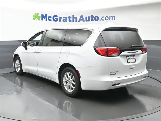 2020 Chrysler Voyager LX