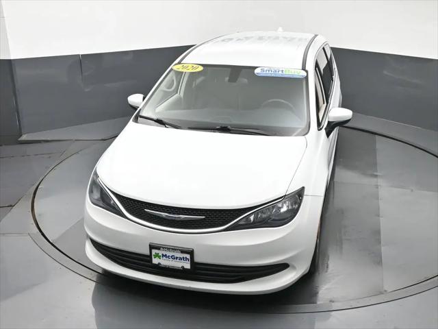 2020 Chrysler Voyager LX