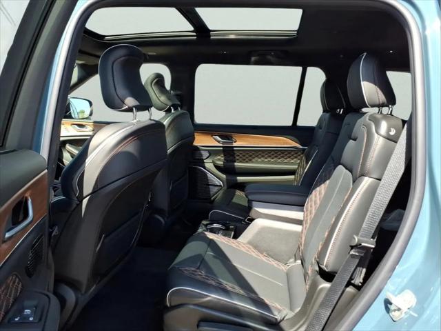 2026 Jeep Grand Cherokee L Summit 4x4