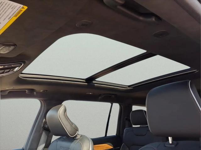 2026 Jeep Grand Cherokee L Summit 4x4