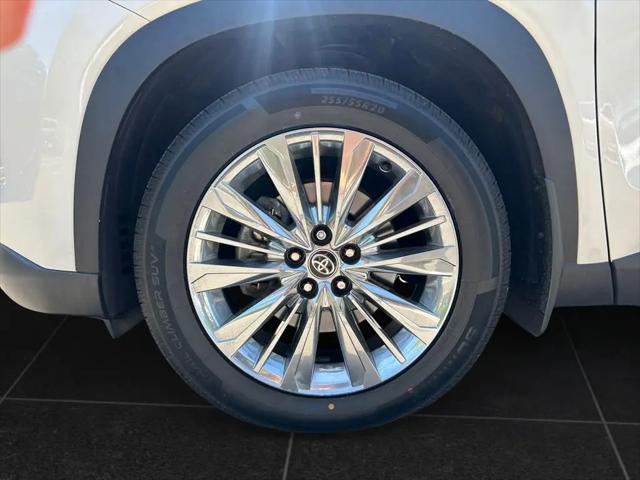 2024 Toyota Grand Highlander Platinum